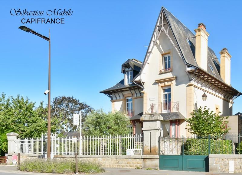 Maison bourgeoise - 264 m² - 10 pièces