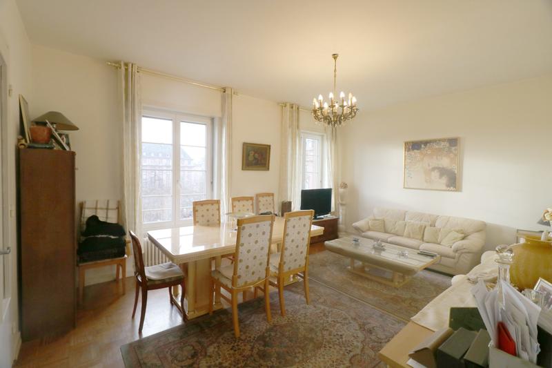 Appartement - 100 m² - 5 pièces