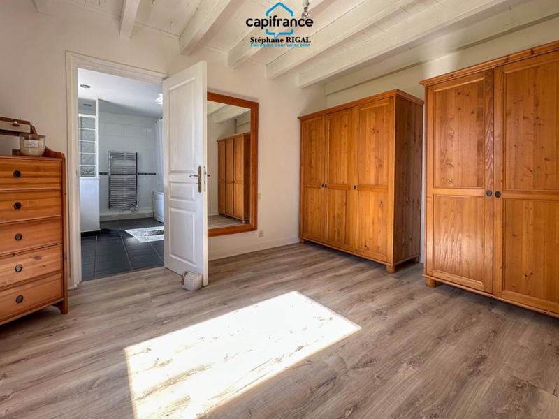 Propriété - 190 m² - 9 pièces