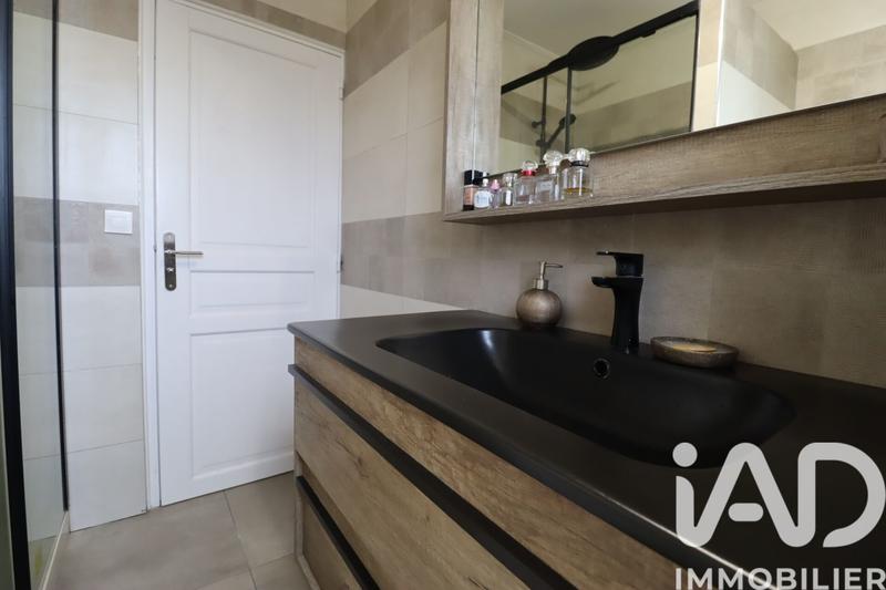 Maison - 94 m² - 5 pièces