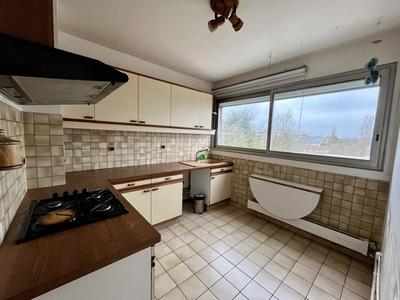 Appartement - 79 m² - 4 pièces