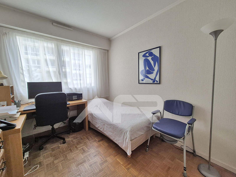 Appartement - 92 m² - 5 pièces