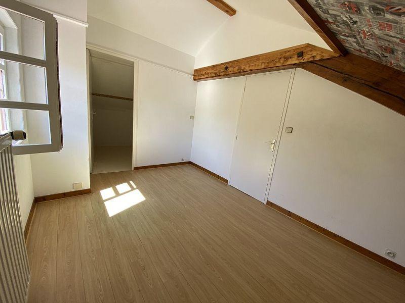 Maison traditionnelle - 99 m² - 5 pièces