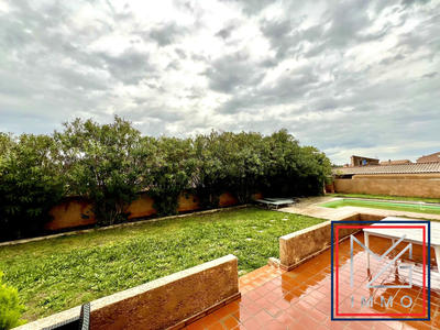 Maison - 239 m² - 8 pièces