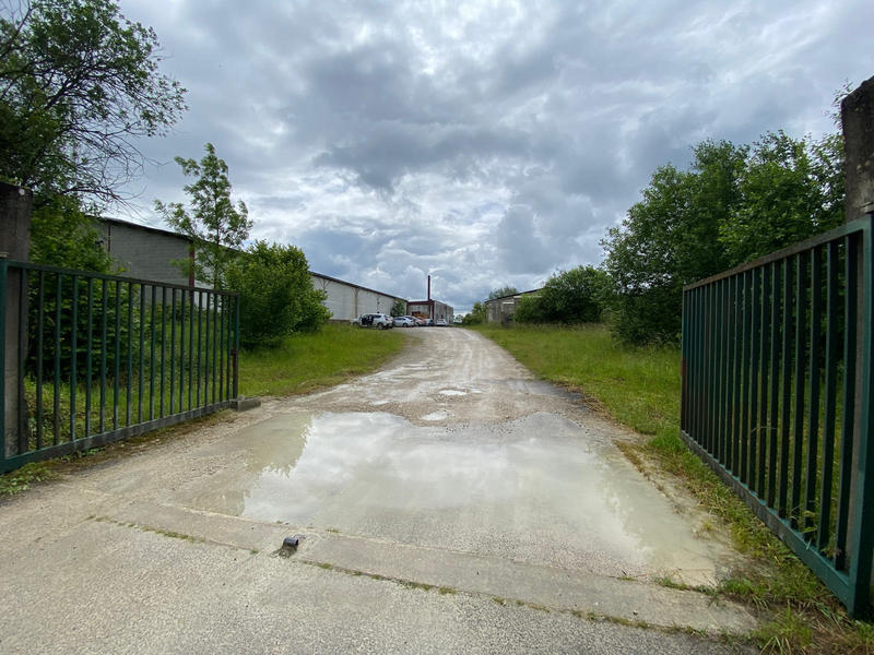 Entrepôt - 7 250 m²