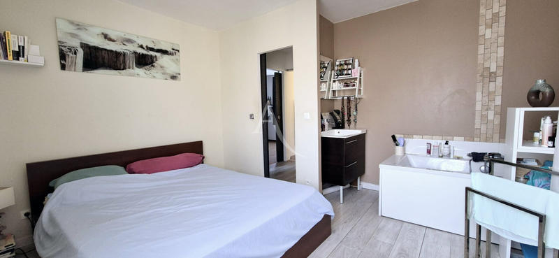 Maison - 140 m² - 4 pièces