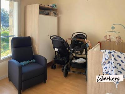 Appartement - 65 m² - 4 pièces