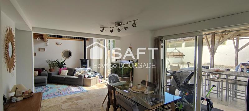 Maison - 230 m² - 12 pièces