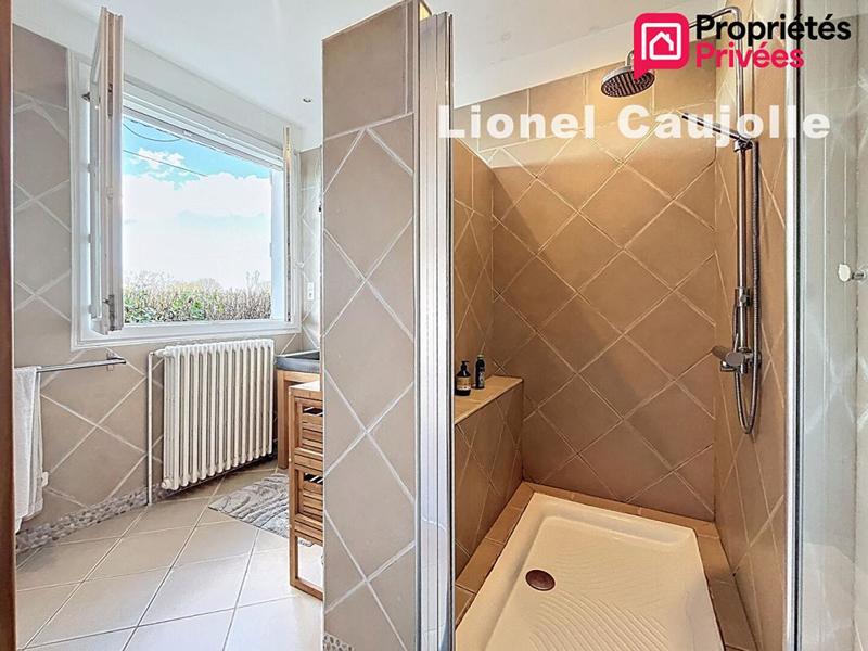 Maison - 170 m² - 5 pièces