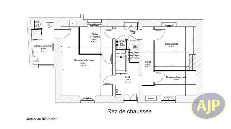 Maison - 351 m² - 14 pièces