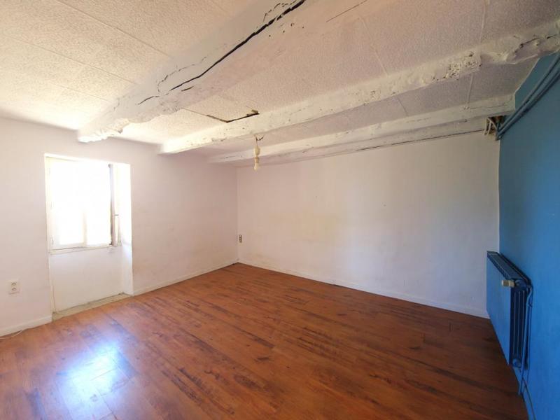 Maison en pierre - 122 m² - 7 pièces