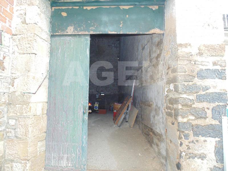 Parking / Garage - 97 m²