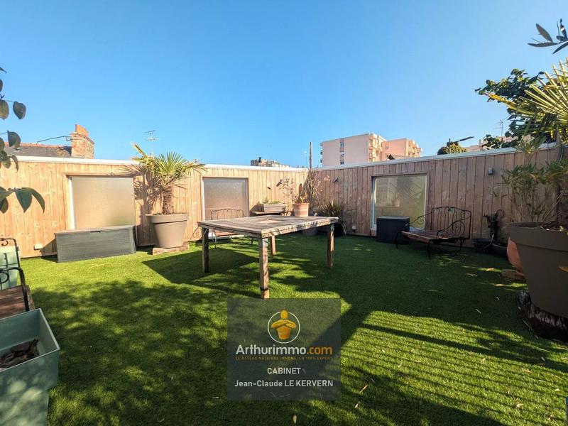 Maison - 179 m² - 6 pièces