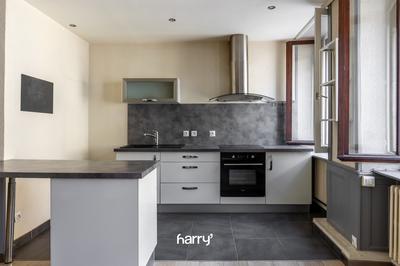 Appartement - 85 m² - 3 pièces