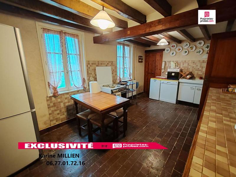 Maison - 318 m² - 12 pièces