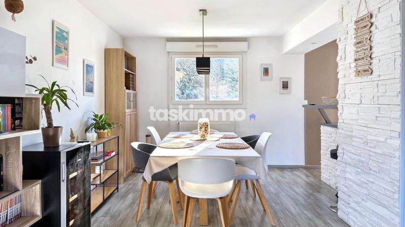 Appartement - 70 m² - 3 pièces