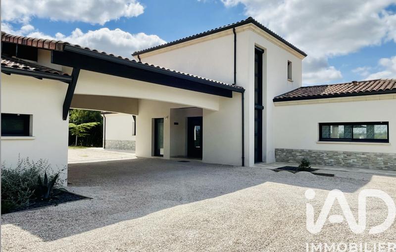 Maison de maîtres - 223 m² - 6 pièces