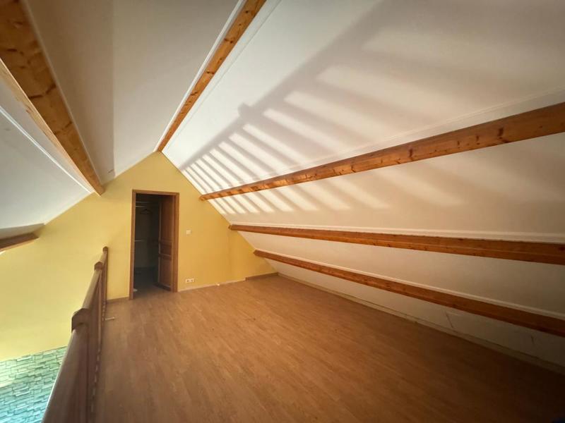 Maison - 194 m² - 7 pièces