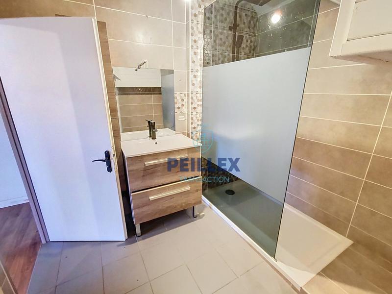 Maison - 176 m² - 7 pièces