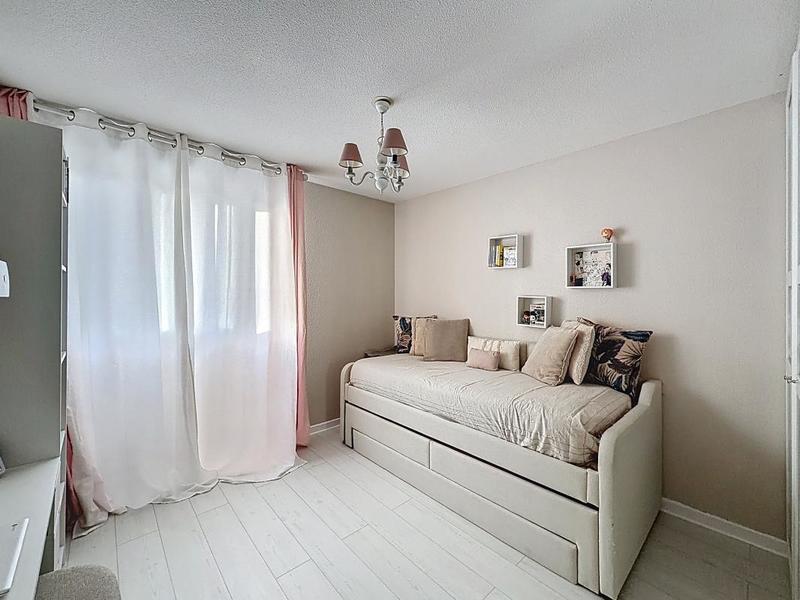 Appartement - 93 m² - 4 pièces