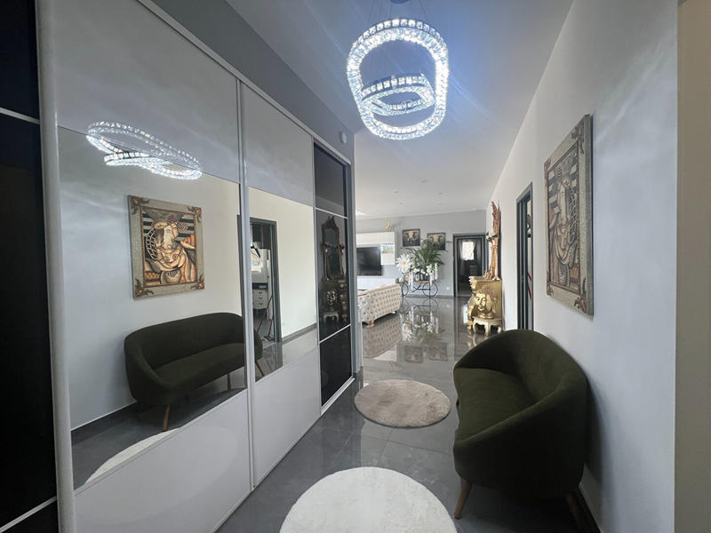 Maison d'architecte - 185 m² - 7 pièces