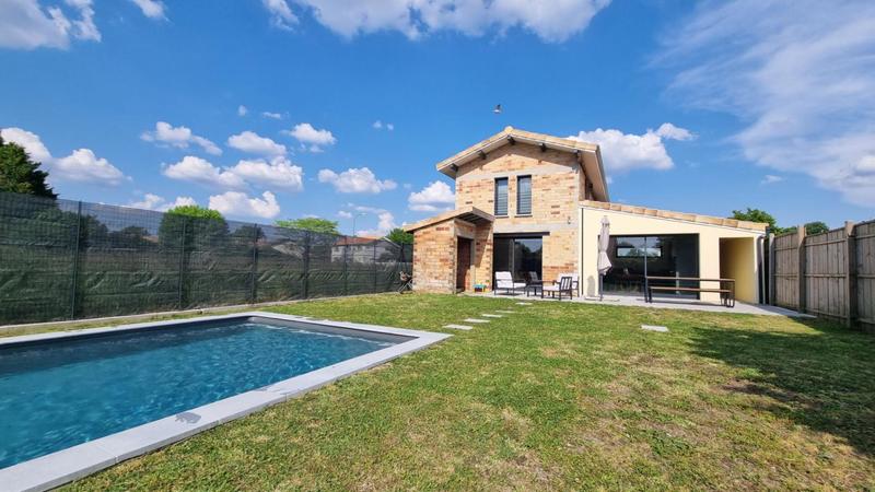 Maison - 162 m² - 4 pièces