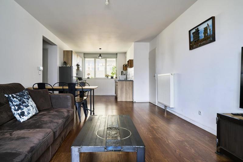 Appartement - 82 m² - 4 pièces