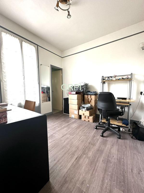 Maison - 270 m² - 5 pièces