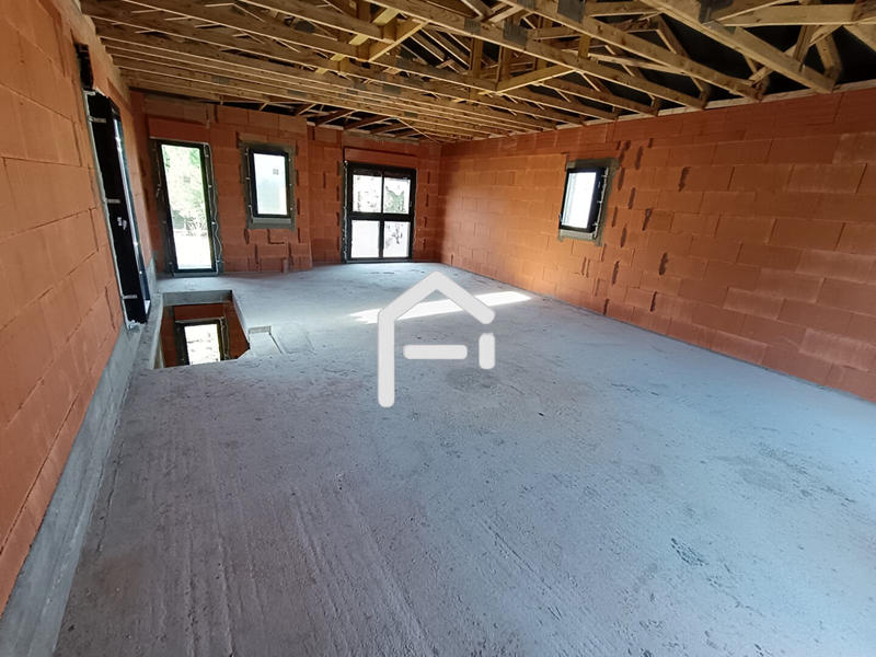 Maison - 118 m² - 5 pièces