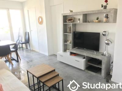 Chambre - 9 m² - 1 pièce