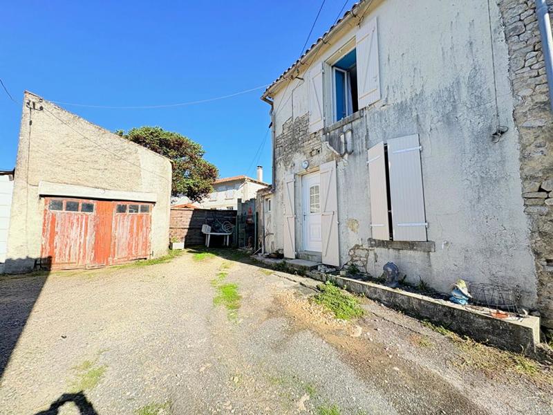 Maison - 169 m² - 4 pièces