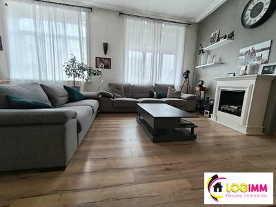 Maison - 203 m² - 10 pièces