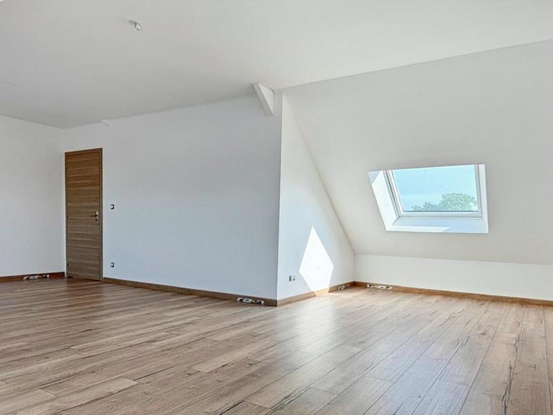 Maison - 210 m² - 6 pièces