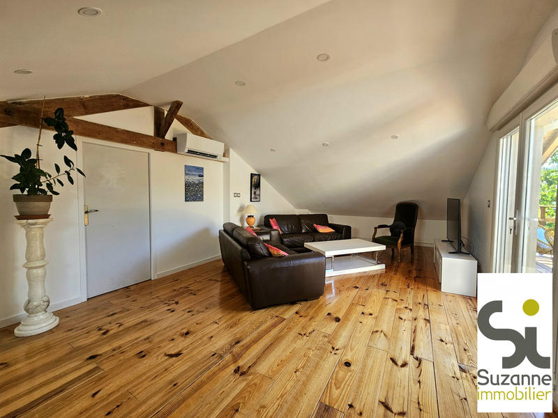 Maison - 138 m² - 6 pièces