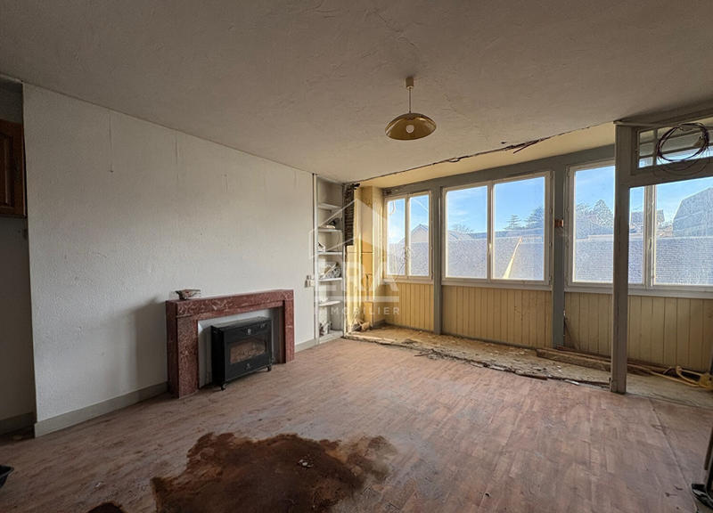 Immeuble - 140 m² - 10 pièces