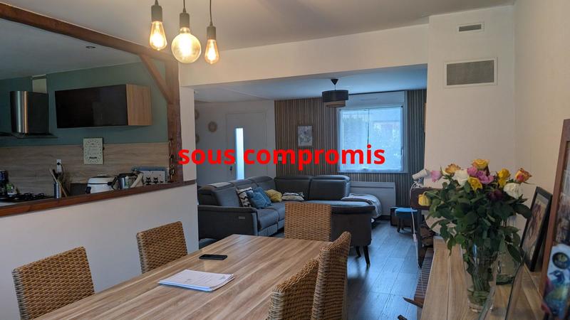 Maison - 90 m² - 5 pièces