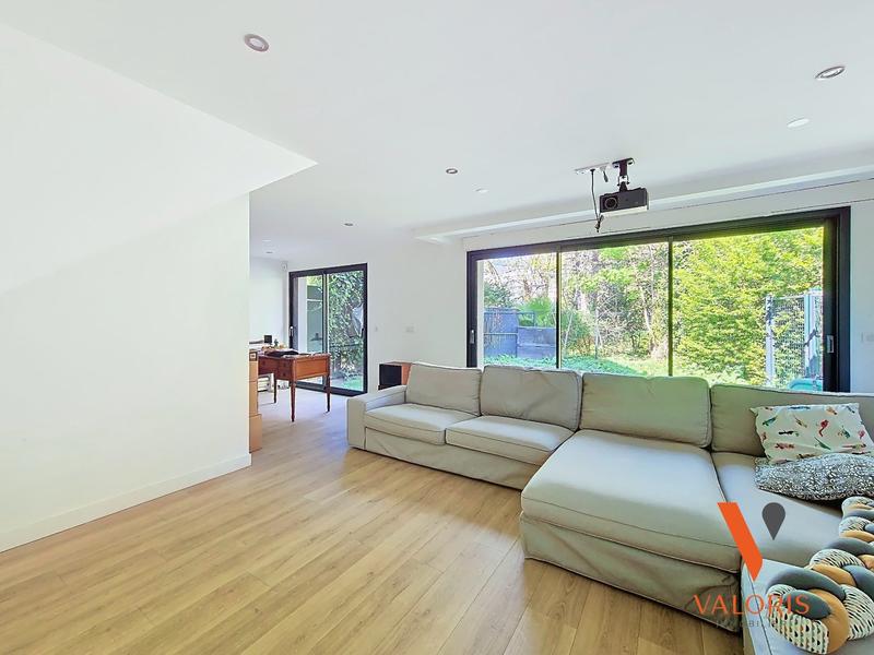 Maison - 145 m² - 5 pièces