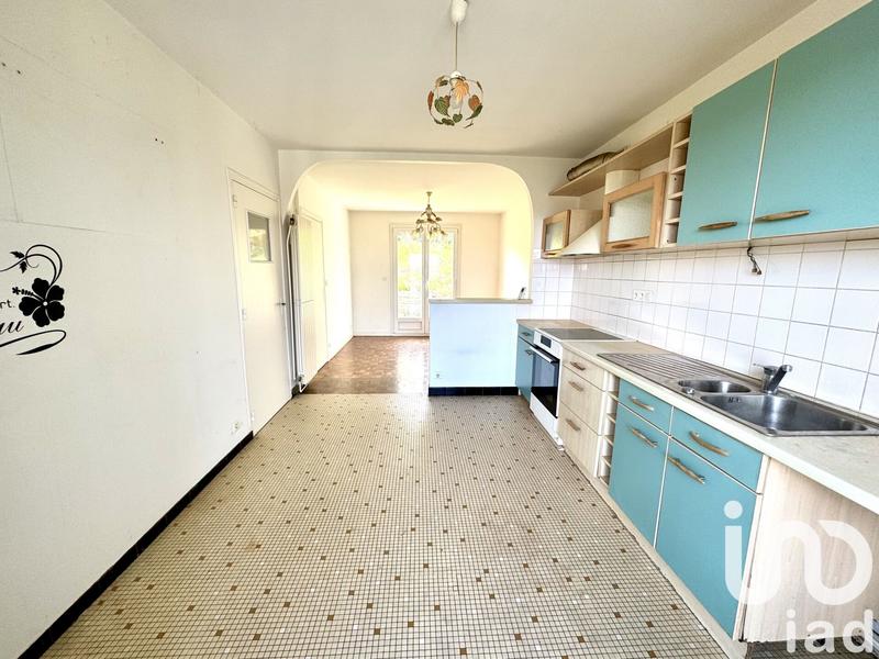 Maison - 140 m² - 8 pièces