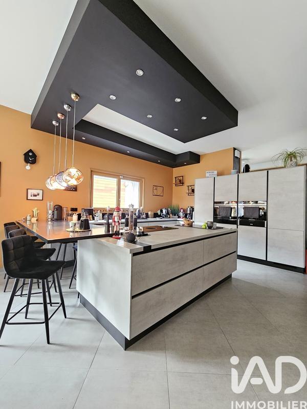 Maison - 197 m² - 4 pièces