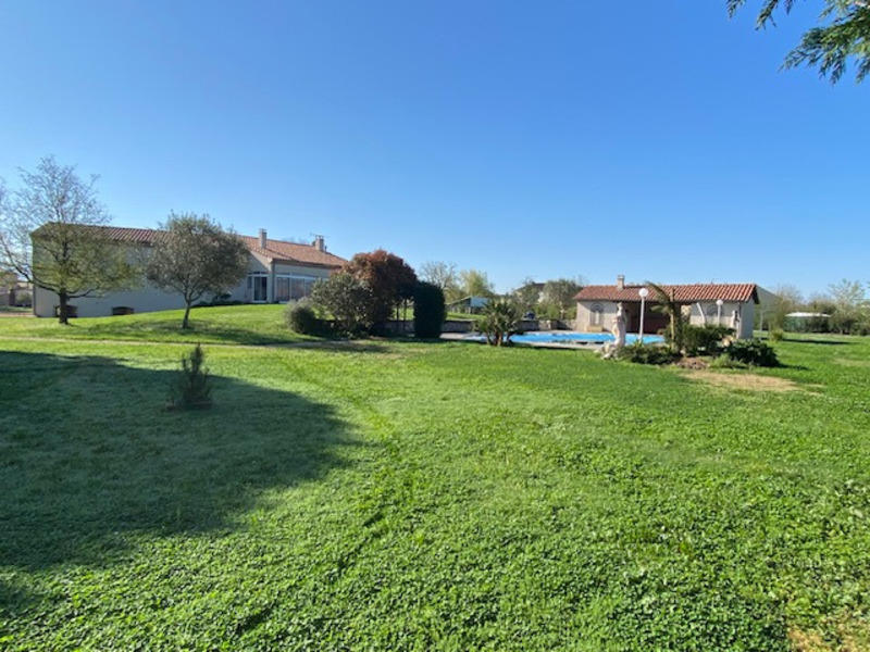 Maison - 175 m² - 7 pièces