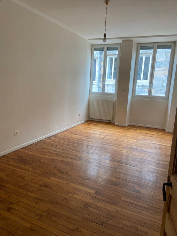 Appartement - 144 m² - 5 pièces