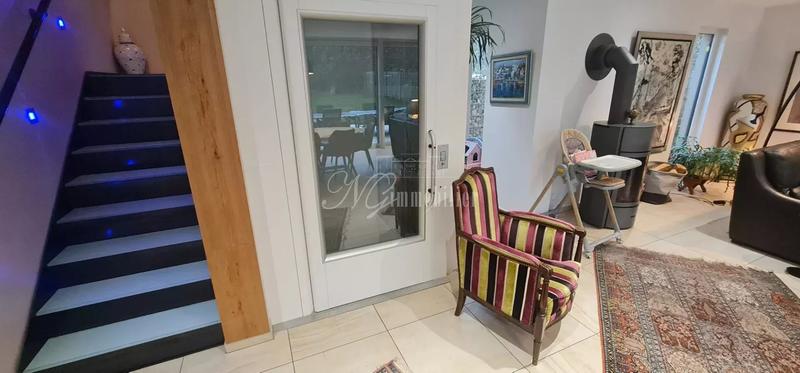 Maison - 164 m² - 5 pièces