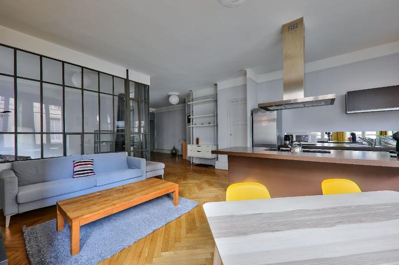 Appartement - 83 m² - 2 pièces