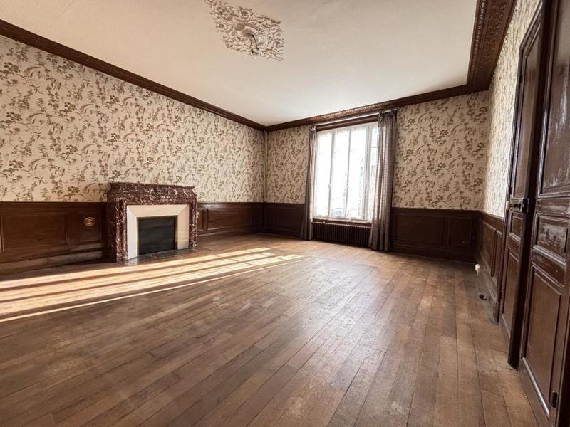 Propriété - 146 m² - 6 pièces