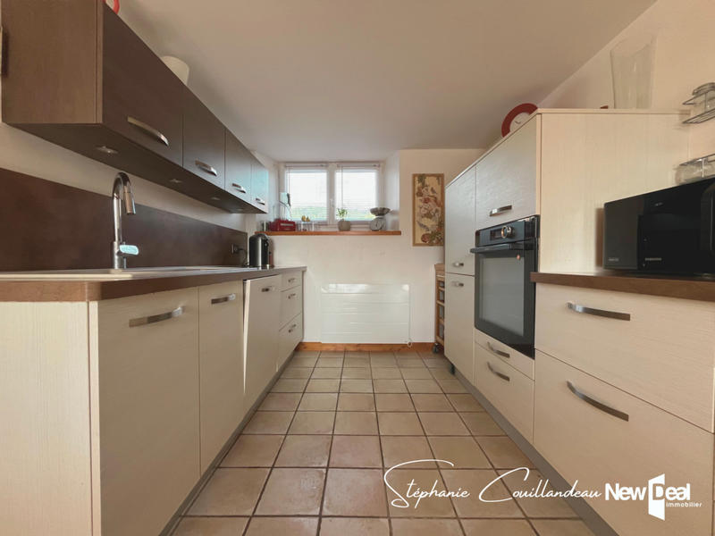 Maison - 236 m² - 8 pièces