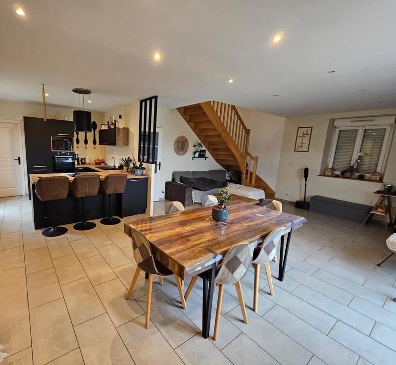 Maison - 117 m² - 5 pièces