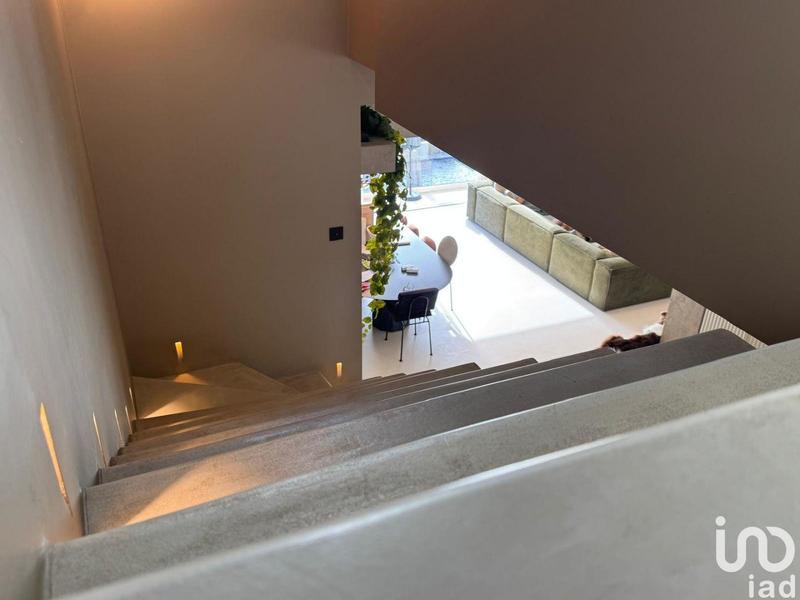 Maison - 180 m² - 6 pièces