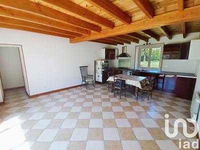 Maison - 86 m² - 4 pièces