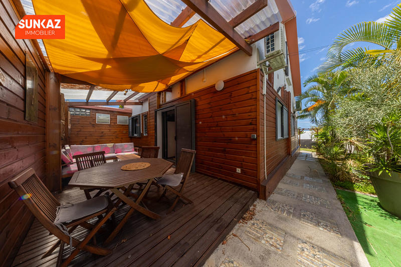 Maison - 159 m² - 9 pièces