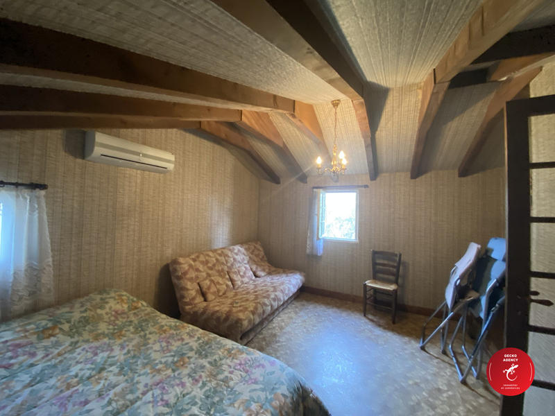 Maison - 142 m² - 8 pièces